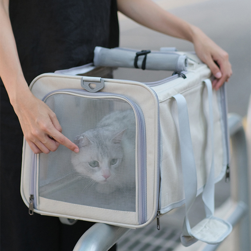 Pet Car Seat Carrier Breathable Portable - Image 2