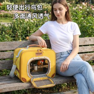 Transparent Window Lightweight Bird Carrier