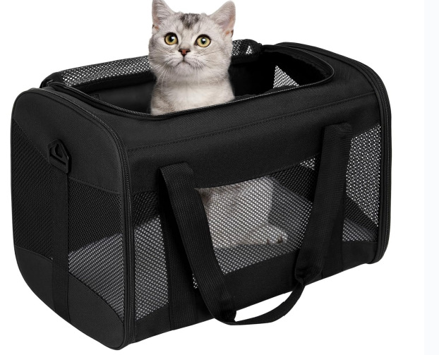 Foldable Breathable Soft-Sided Pet Carrier S02 - Image 7