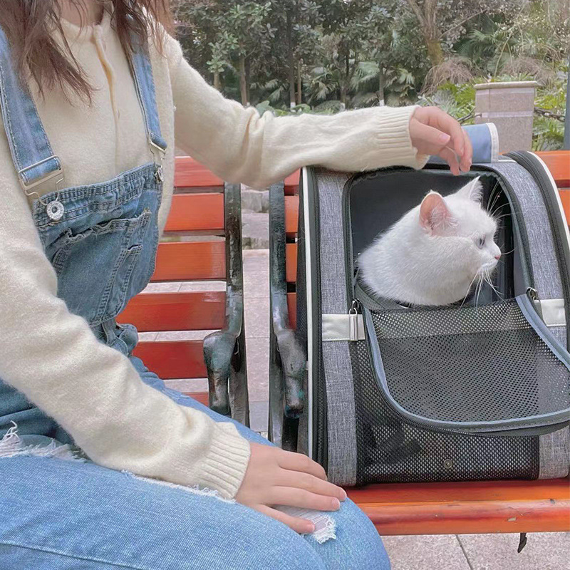 Stylish Large Capacity Foldable Cat Backpack Carrier - Image 4