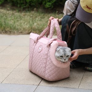 Warm Large Capacity Breathable Pet Sling Carrier S01