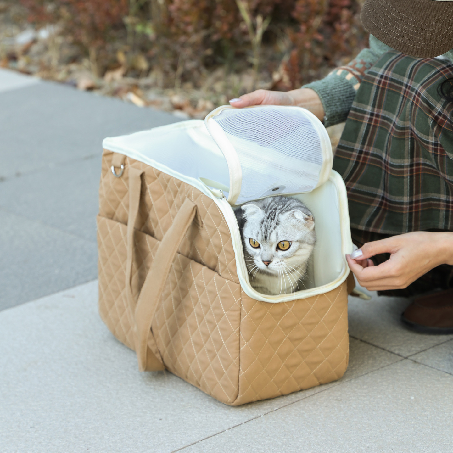 Warm Lightweight Pet Sling Carrier - Image 3